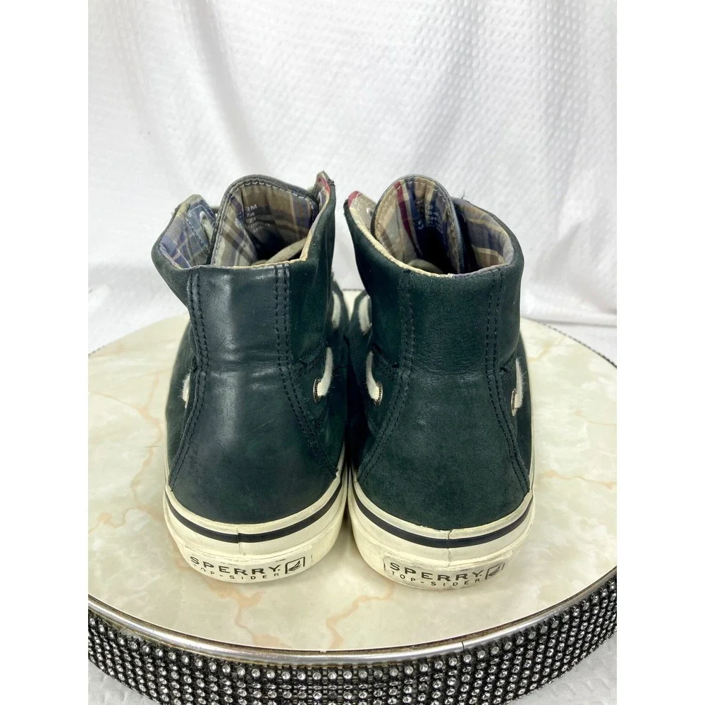 Sperry this pair